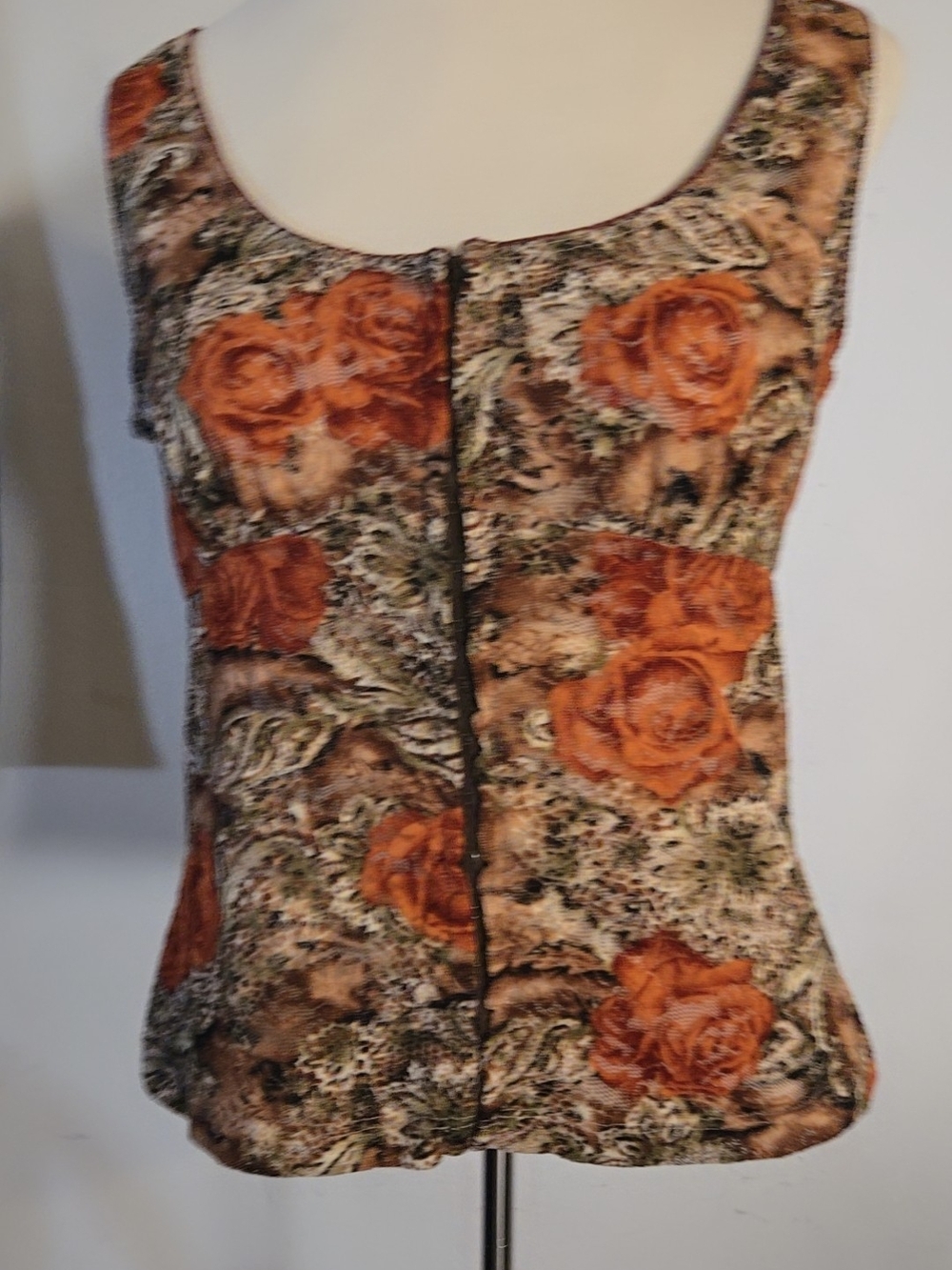 Floral Scoop Neck Button-Front Women's Top in Rust Brown
